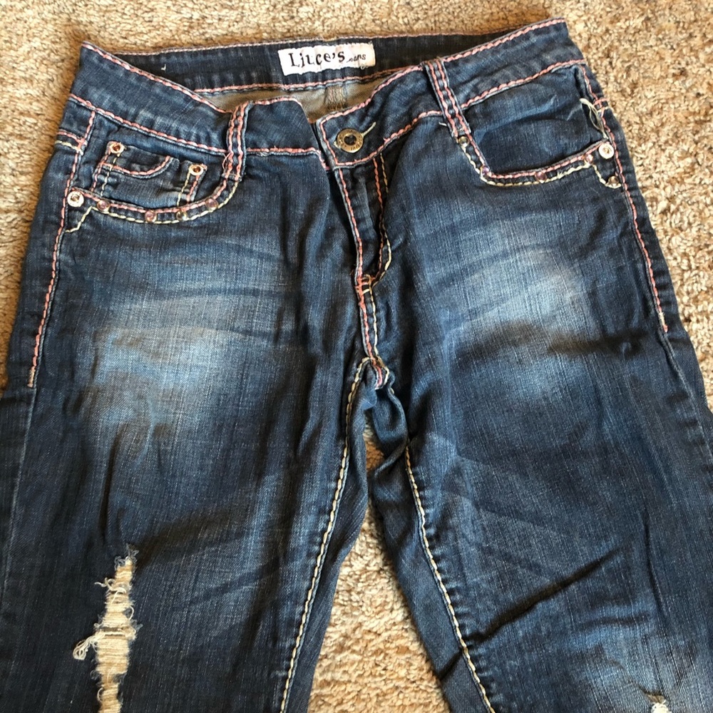 Lieuce’s Jeans Straight Leg with Pink Stitching